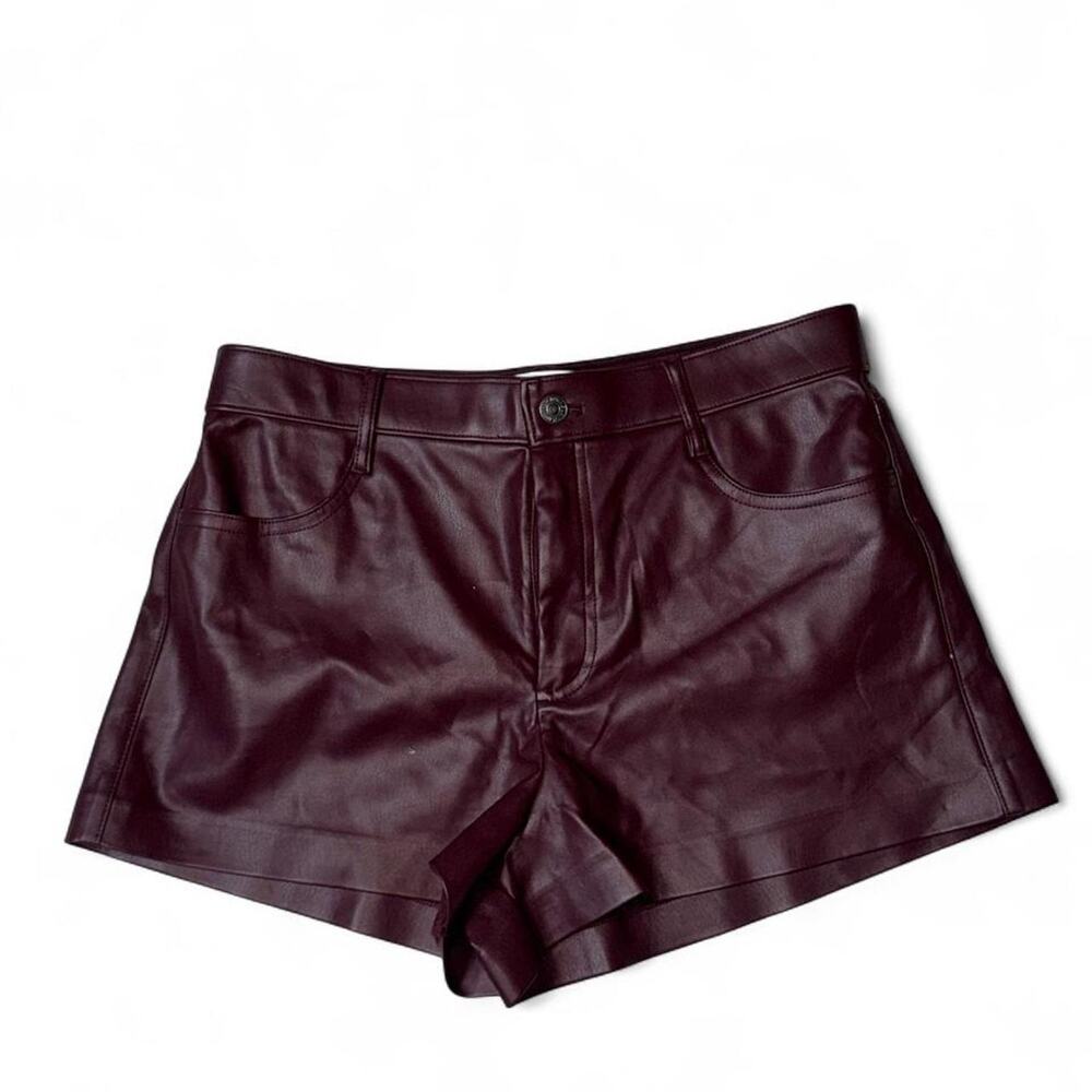 NWT Women’s Abercrombie & Fitch Vegan Leather Shorts Burgundy Size 29